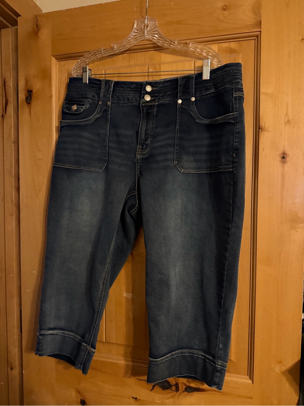 denim capris